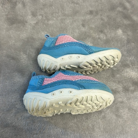 Sand n Sun - Slip on baby water shoes. Size 3 - Picture 2 of 8